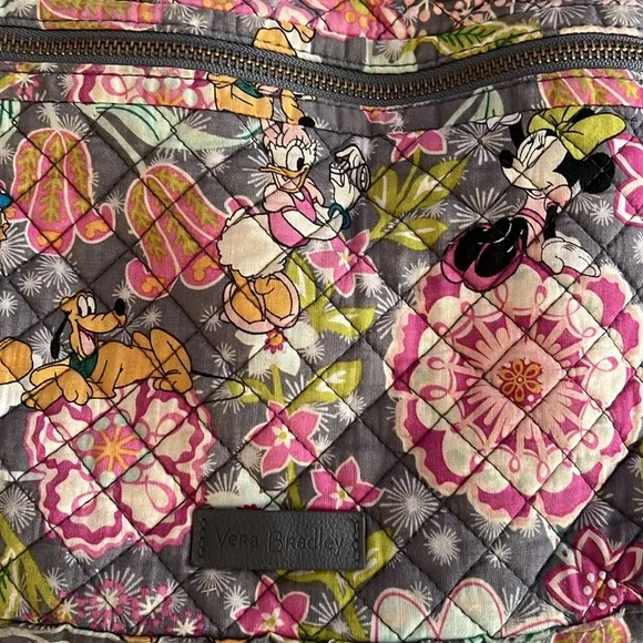 Disney Vera Bradley Triple Zip Hipster crossbody bag - Picture 3 of 14